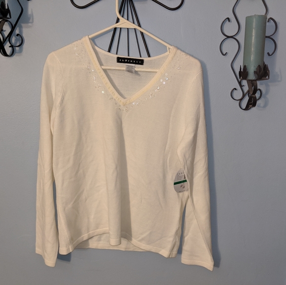prophecy Sweaters - Womens Prophecy White Sweater Large Nwt